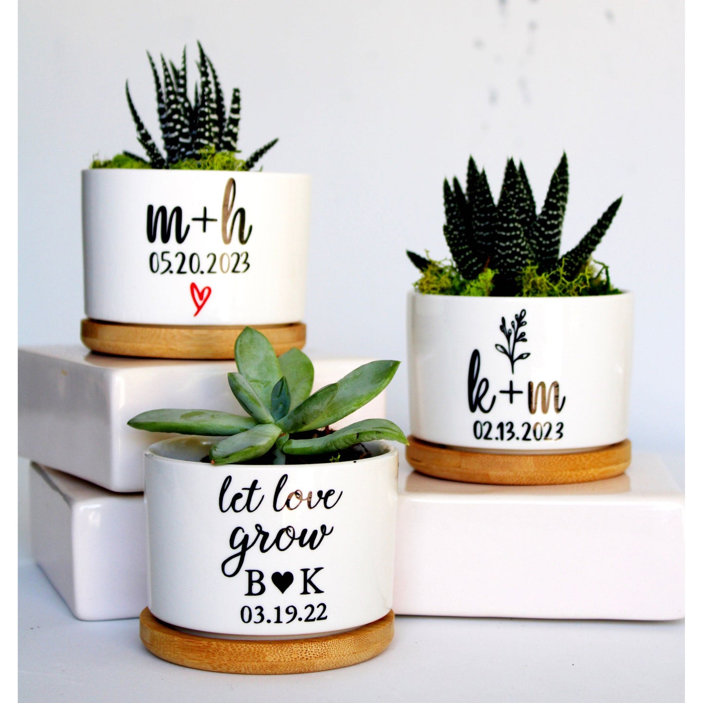 Couples Name & Date with Simple Flower (personalizable)