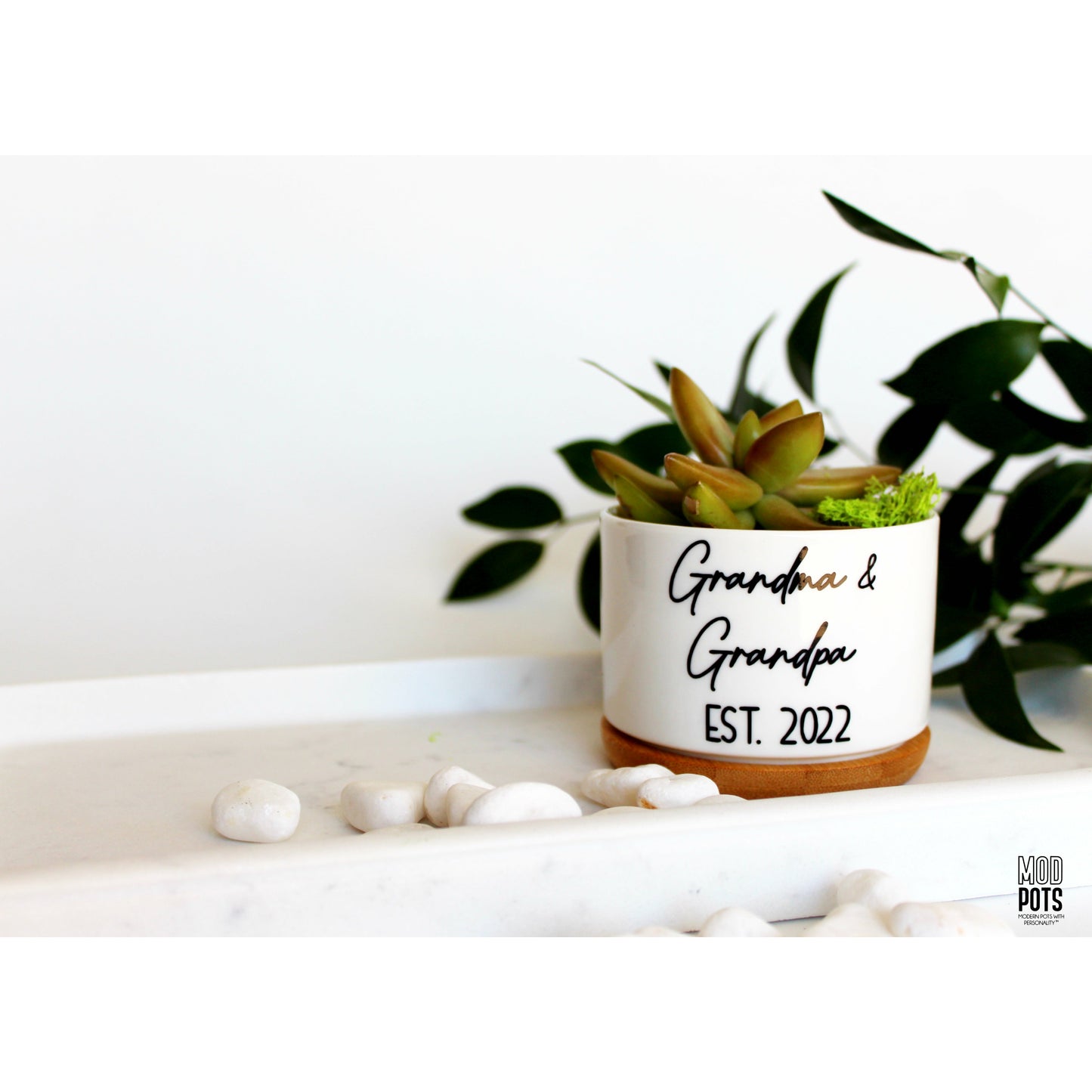 Grandma & Grandpa Est. YEAR (modern font)