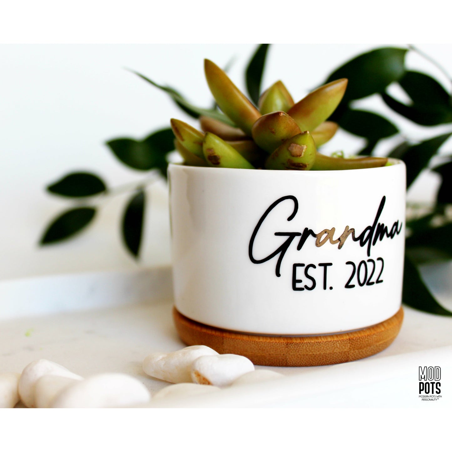 Grandma Est. YEAR (modern font)